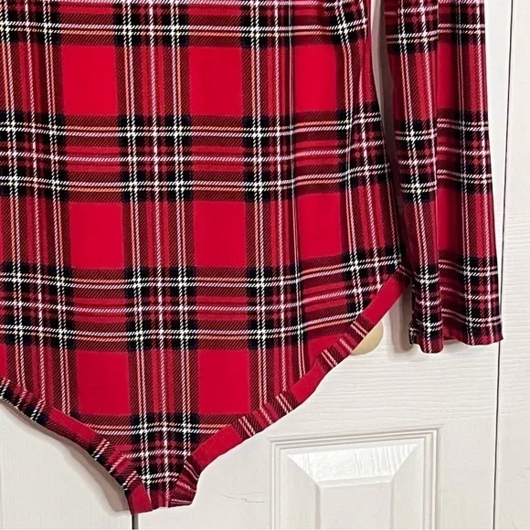LA Gypsy Red Plaid V Neck Long Sleeve Bodysuit Plus Size 1X - Picture 12 of 16